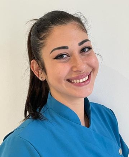 Dr Aniko Lazar